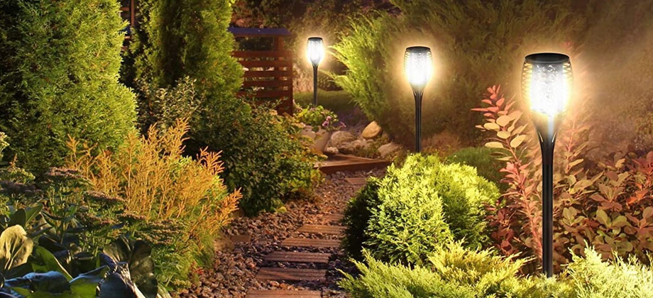 Todo lo que necesitas para iluminar tu jardín o terraza